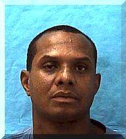 Inmate Lenis L Moreland