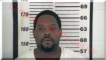 Inmate Delvilin Montrey Lewis