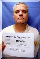 Inmate Richard D Robins Jr