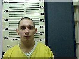 Inmate Dustin Earl Davis