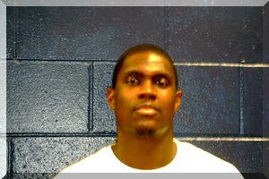 Inmate Quartez Lyons