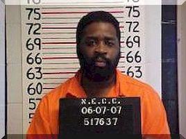 Inmate Travon L Moore