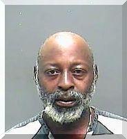 Inmate Dedric R Davis