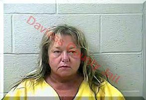 Inmate Debbie Louise Ray